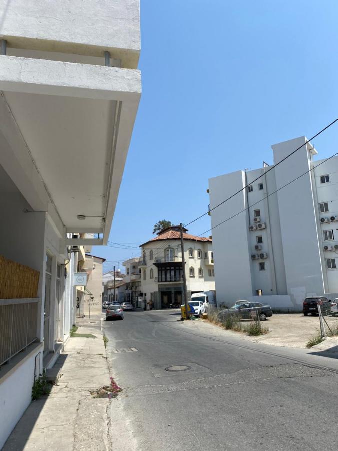 Past Or Trail Hostel Larnaca Exterior photo